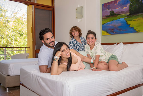 Familia en la cama Lagosol